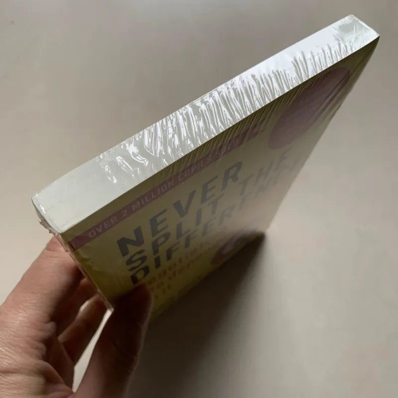 Never Split The Difference By Chris Voss Books In English for Adults Negotiations Emotional Intelligence New Listing