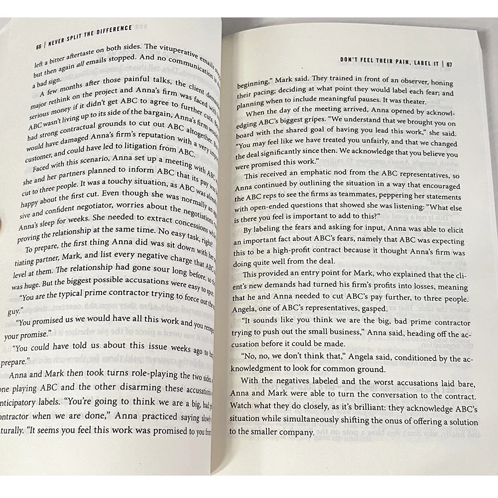 Never Split The Difference By Chris Voss Books In English for Adults Negotiations Emotional Intelligence New Listing