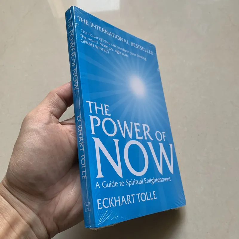 The Power of Now by Eckhart Tolle A Guide to Spiritual Enlightenment English book Youth inspiring success motivation books